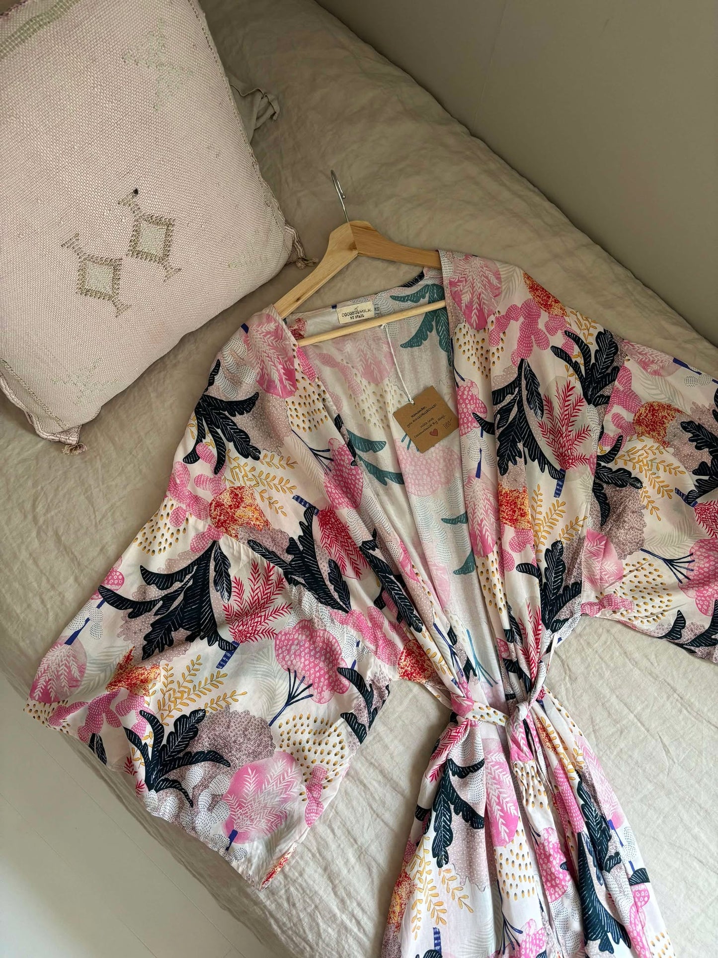 Kimono Cactus Pink Coconut milk