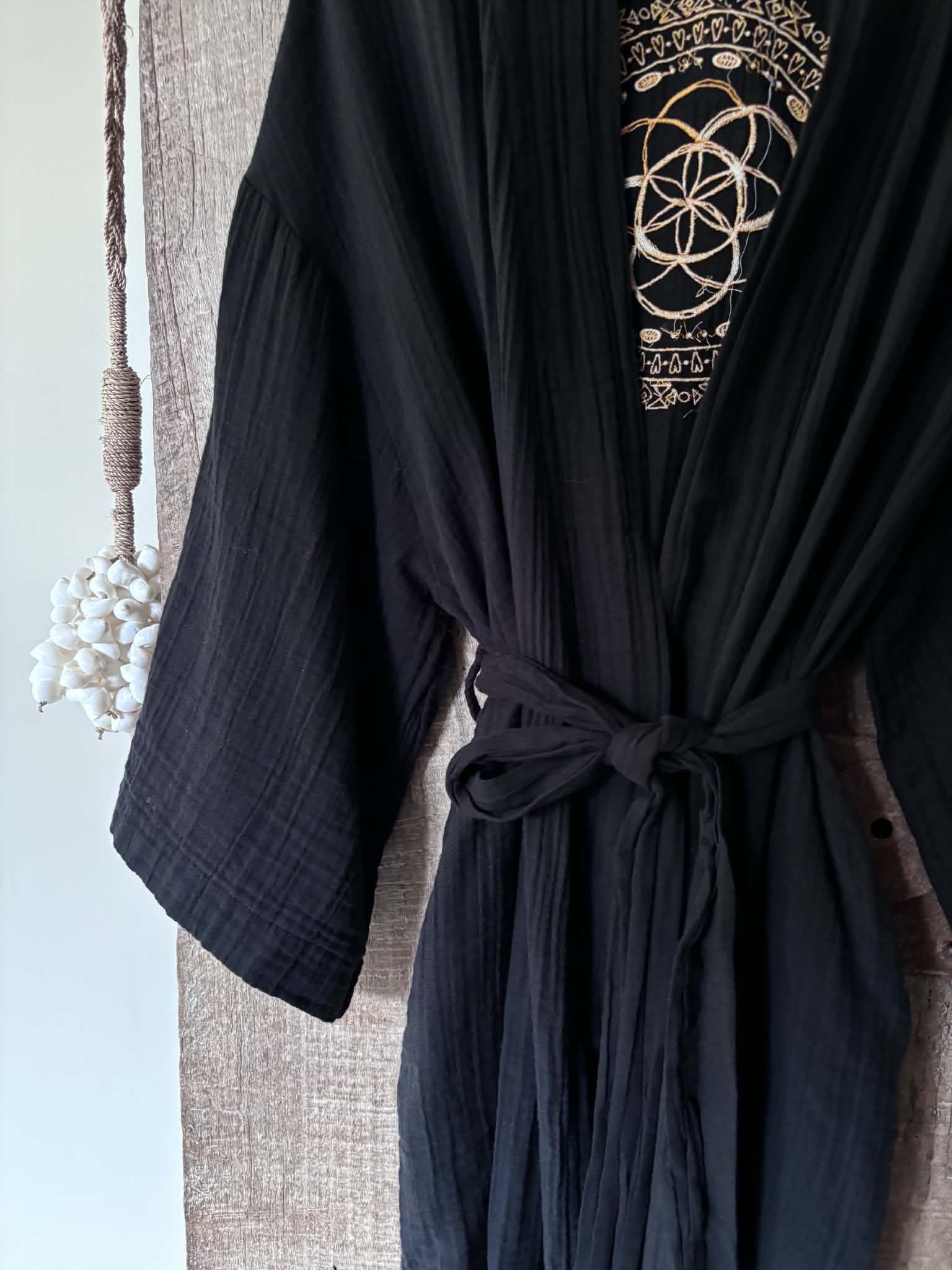 Gaia kimono svart