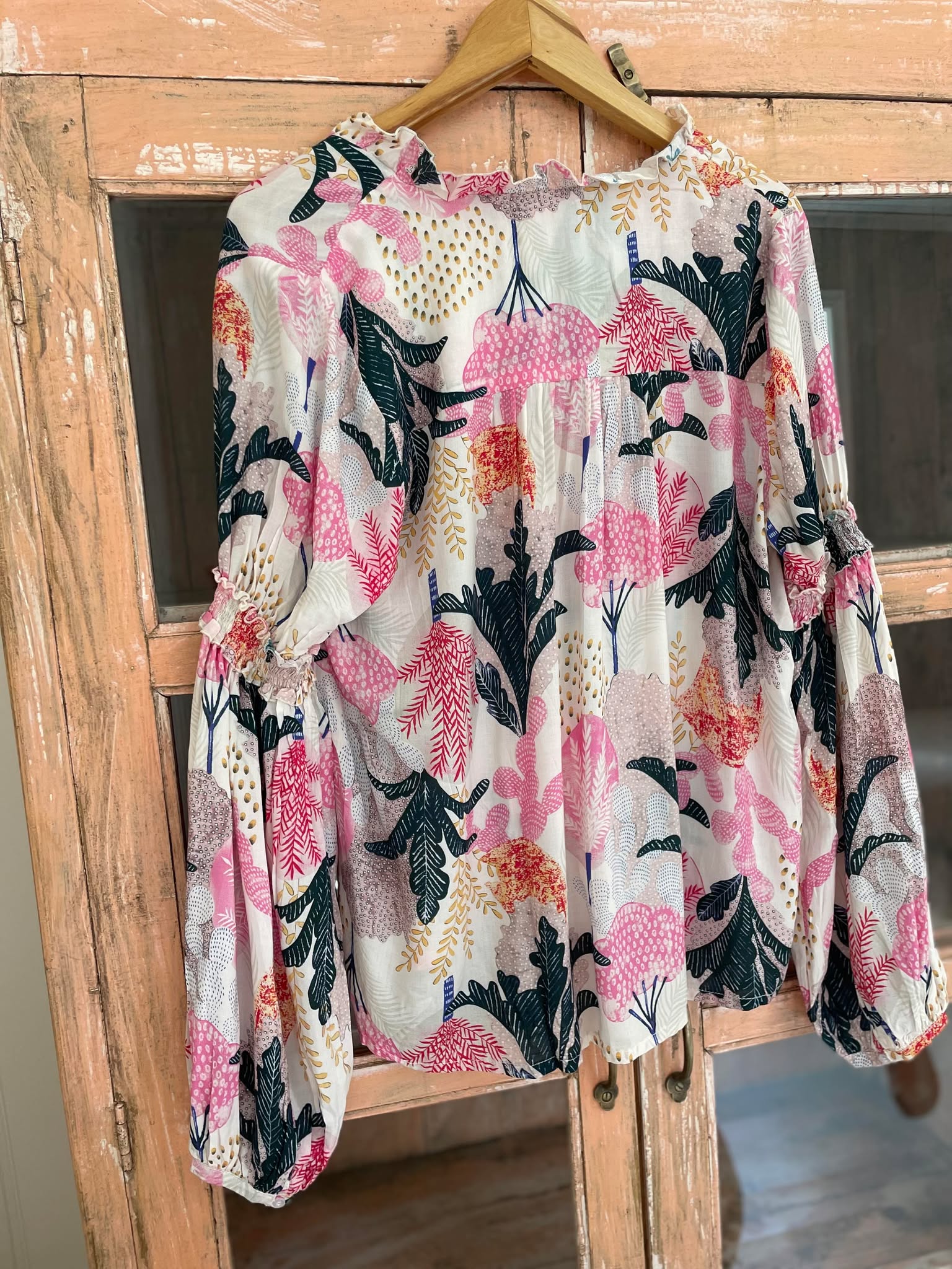 Blus Cactus Pink Coconut milk REA 70%