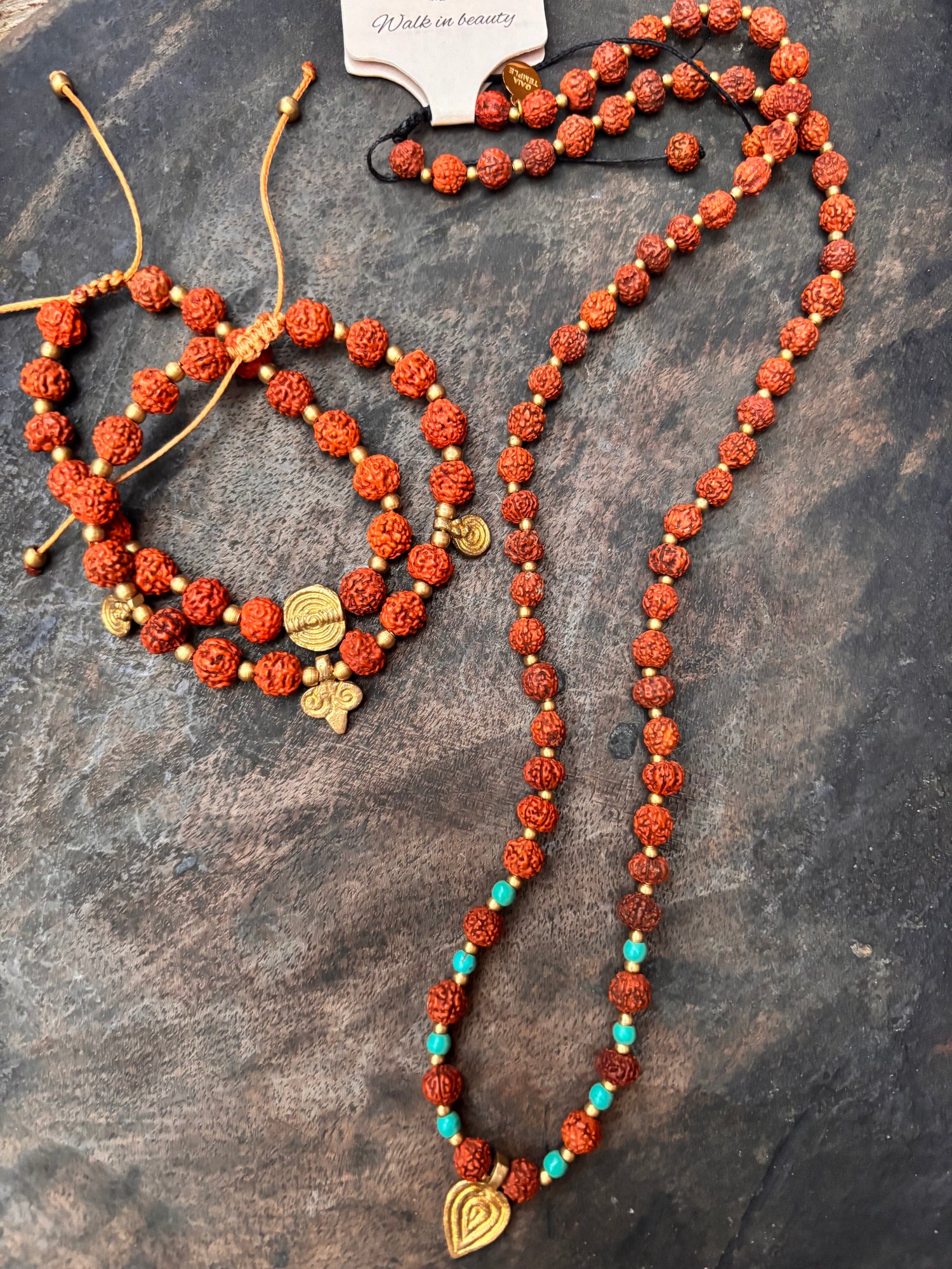 Halsband Rudraksha