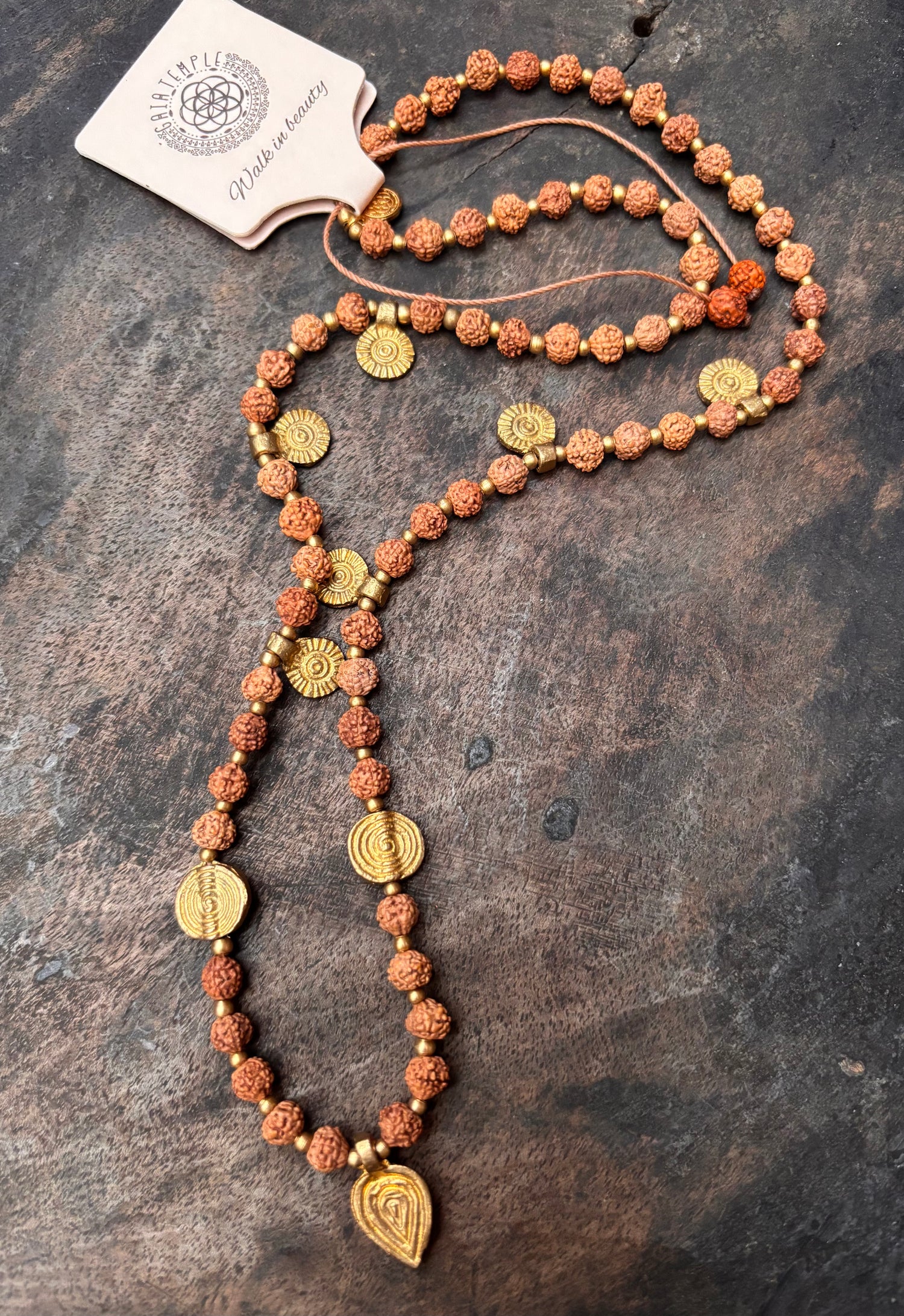 Halsband Rudraksha
