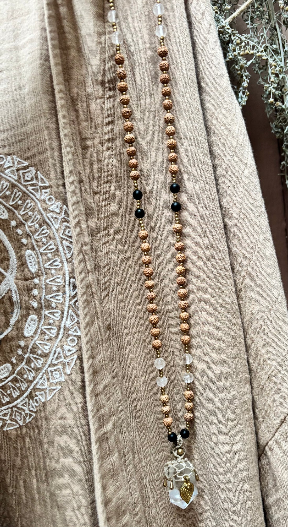 Mala Rudraksha Bergkristall