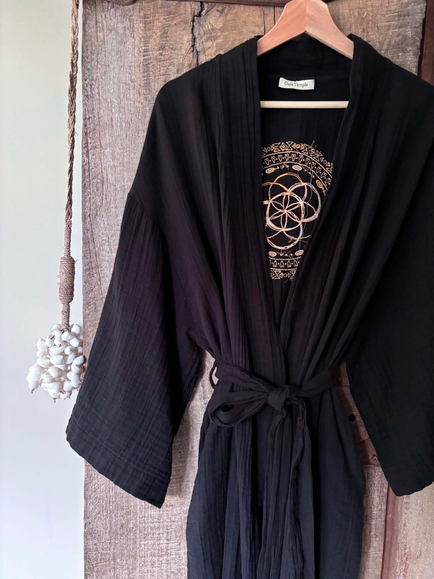 Gaia kimono svart