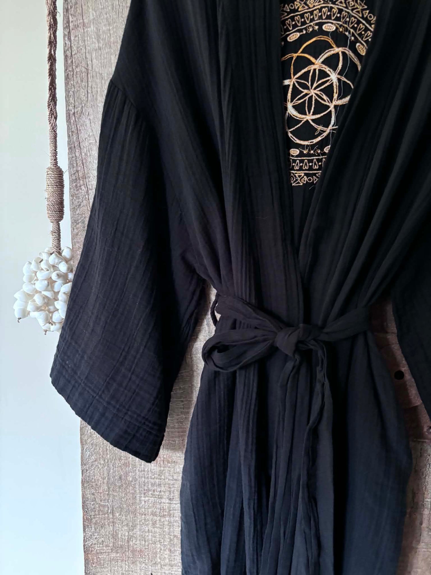 Gaia kimono svart