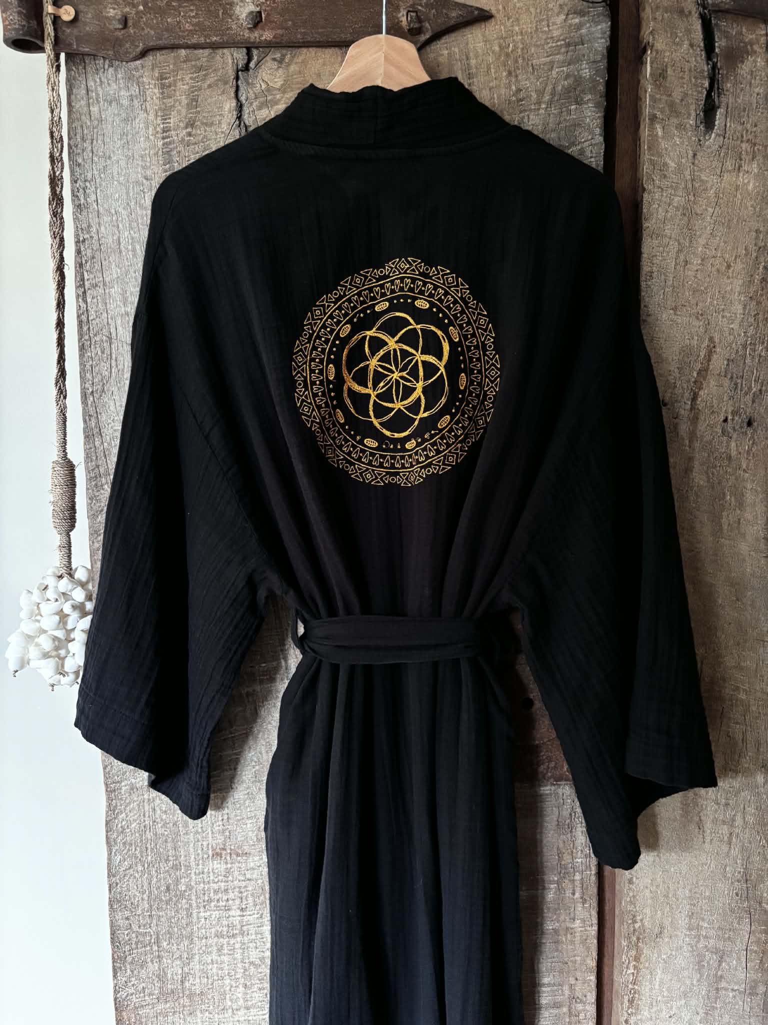 Gaia kimono svart